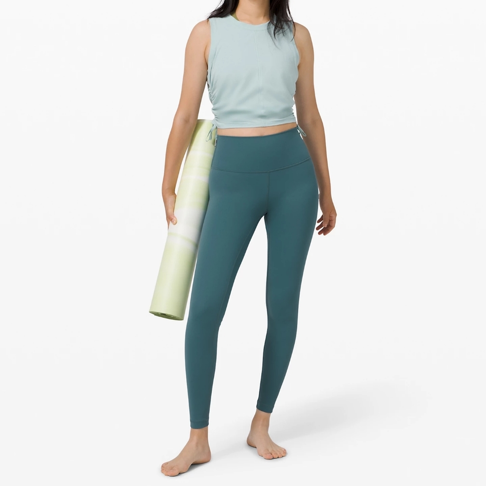 🆕️ Lululemon Wunder Under HR 28